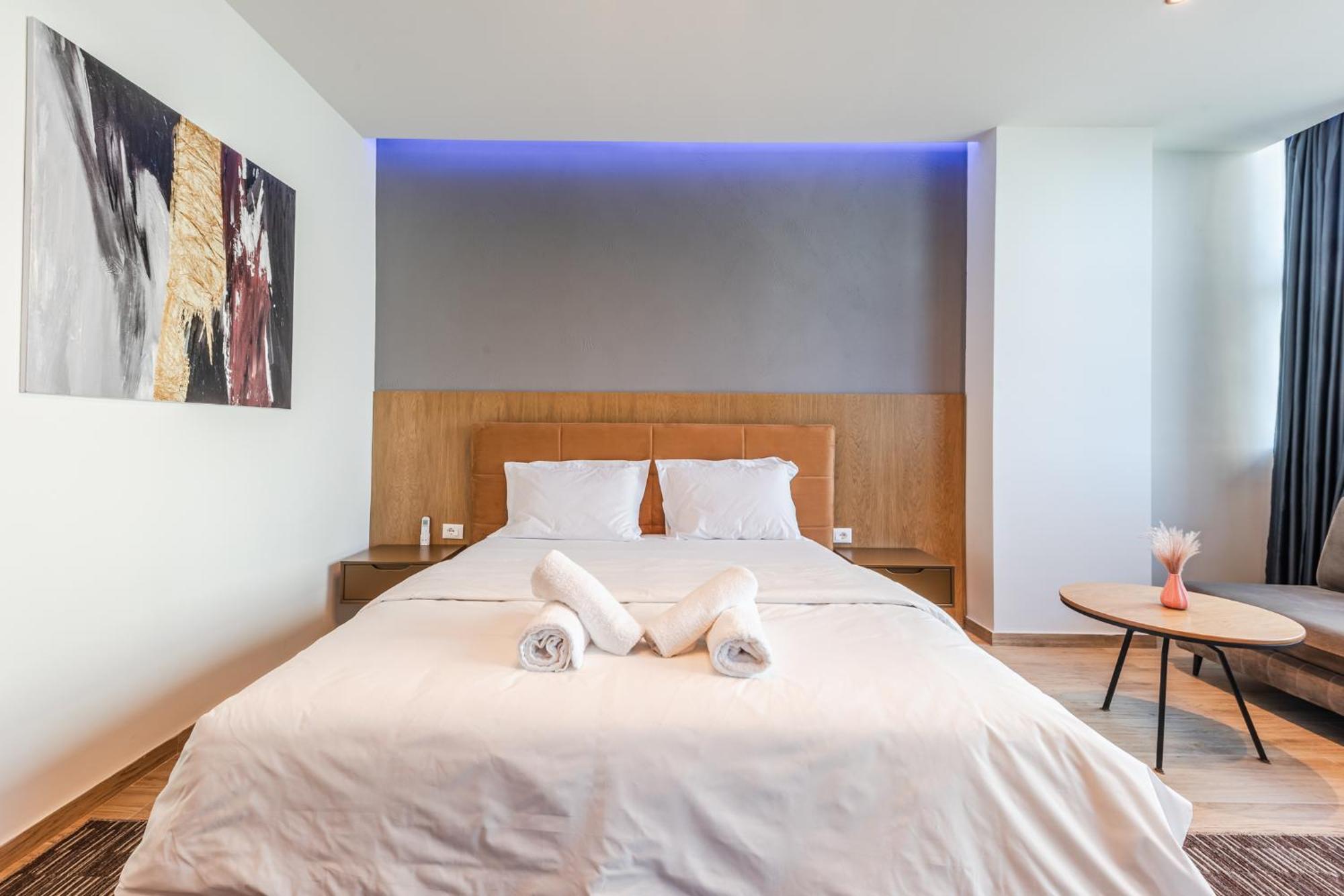 Marina Luxury Suites By Ps Durres Exterior photo